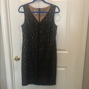 Anne Klein Black and Tan V-Neck Sheath knee length dress